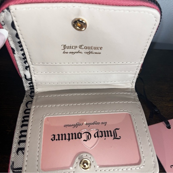 Juicy Couture Deboss Pink Zip Around Wallet w/Heart Rhinestone Charm - Picture 4 of 5